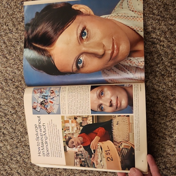 Vintage 1970 Woman's Day Magazines - Picture 9 of 14